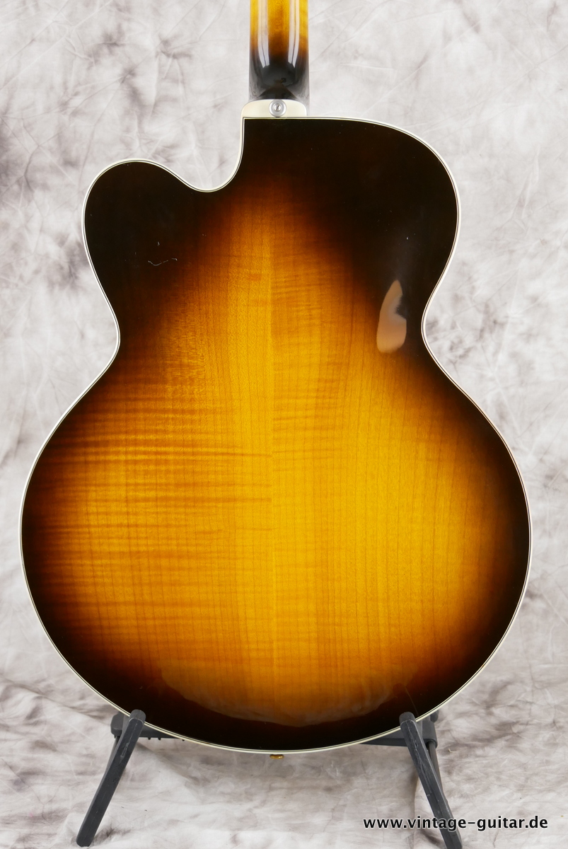 Gibson_Byrdland_Master_Model_sunburst_1990-004.JPG