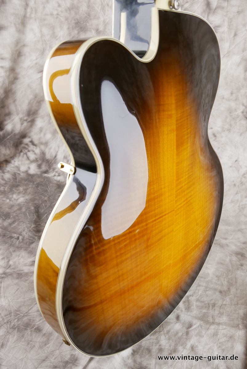 Gibson_Byrdland_Master_Model_sunburst_1990-007.JPG