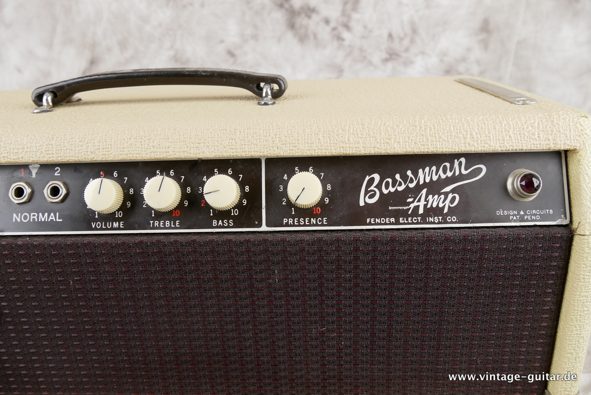 img/vintage/4546/Fender_Bassman_Top_Cab_white_1961-004.JPG