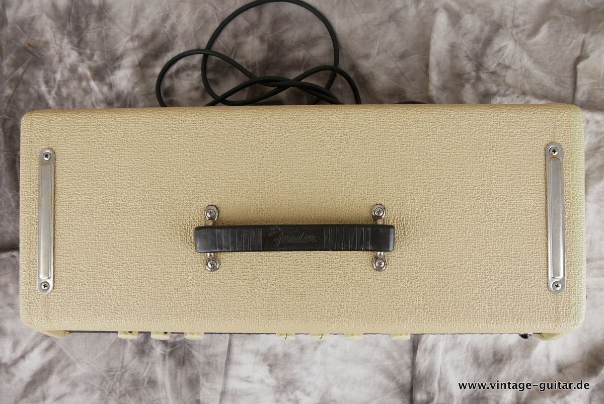 img/vintage/4546/Fender_Bassman_Top_Cab_white_1961-005.JPG