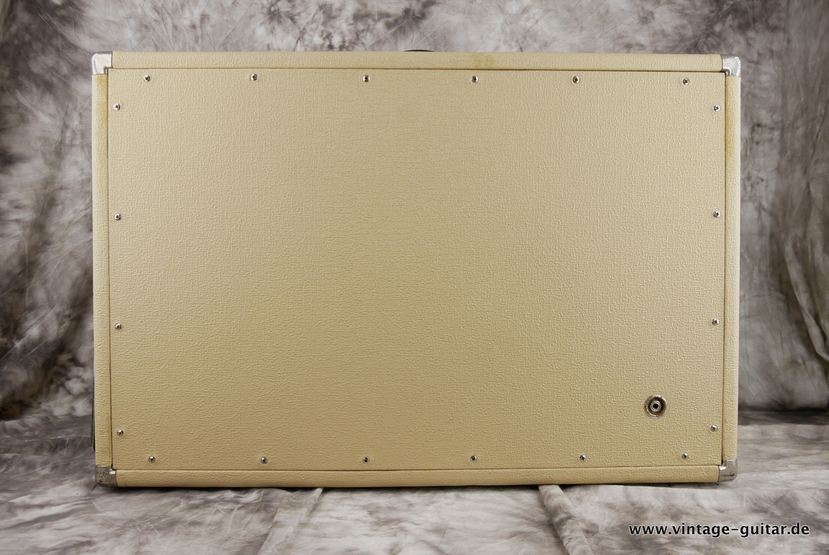 img/vintage/4546/Fender_Bassman_Top_Cab_white_1961-012.JPG