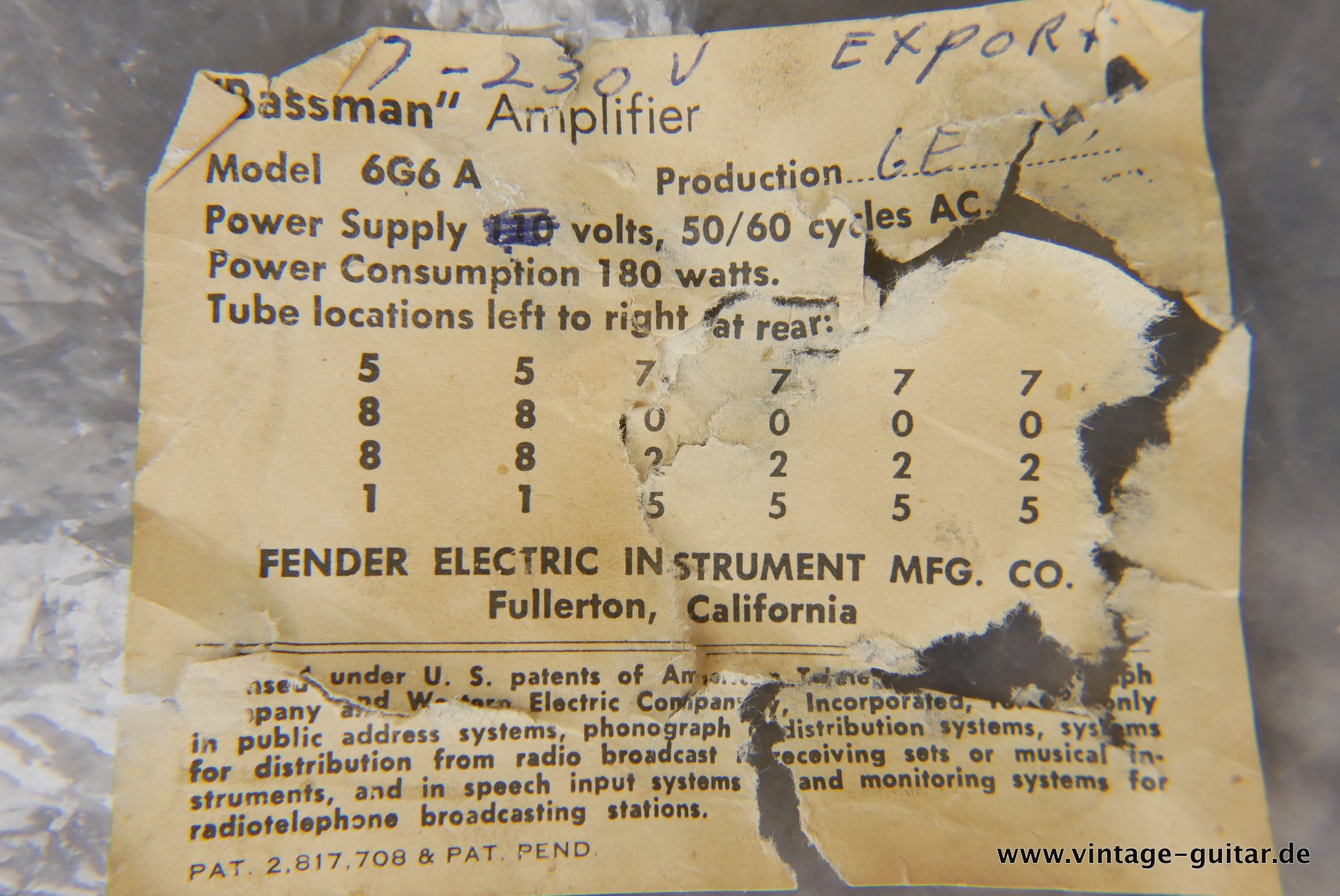 img/vintage/4546/Fender_Bassman_Top_Cab_white_1961-033.JPG