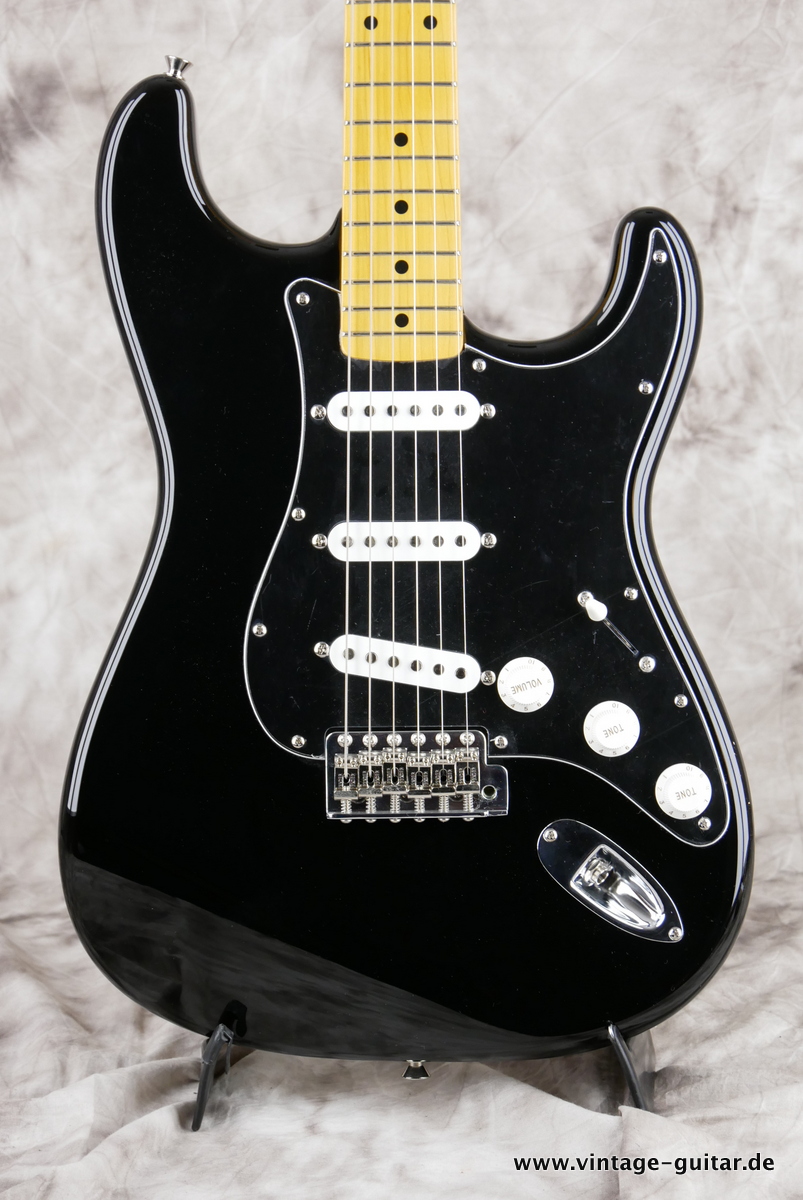 Fender_Stratocaster_ST_57_Reissue_MIJ_Japan_black_2012-003.JPG