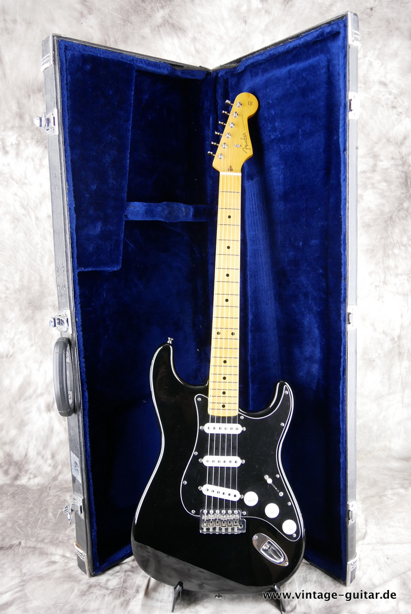 Fender_Stratocaster_ST_57_Reissue_MIJ_Japan_black_2012-013.JPG