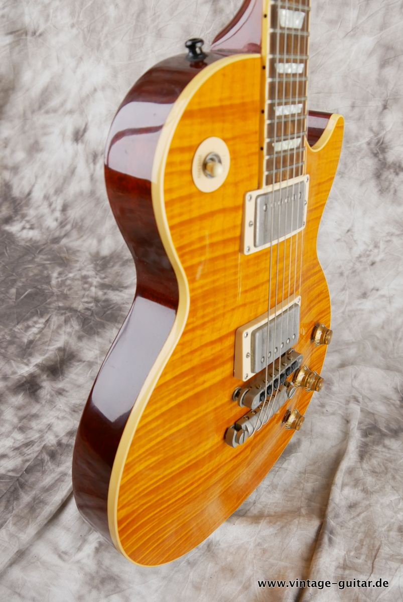 img/vintage/4552/Gibson_Les_Paul_Standard_Plus_flamed_back-amber_2002-005.JPG