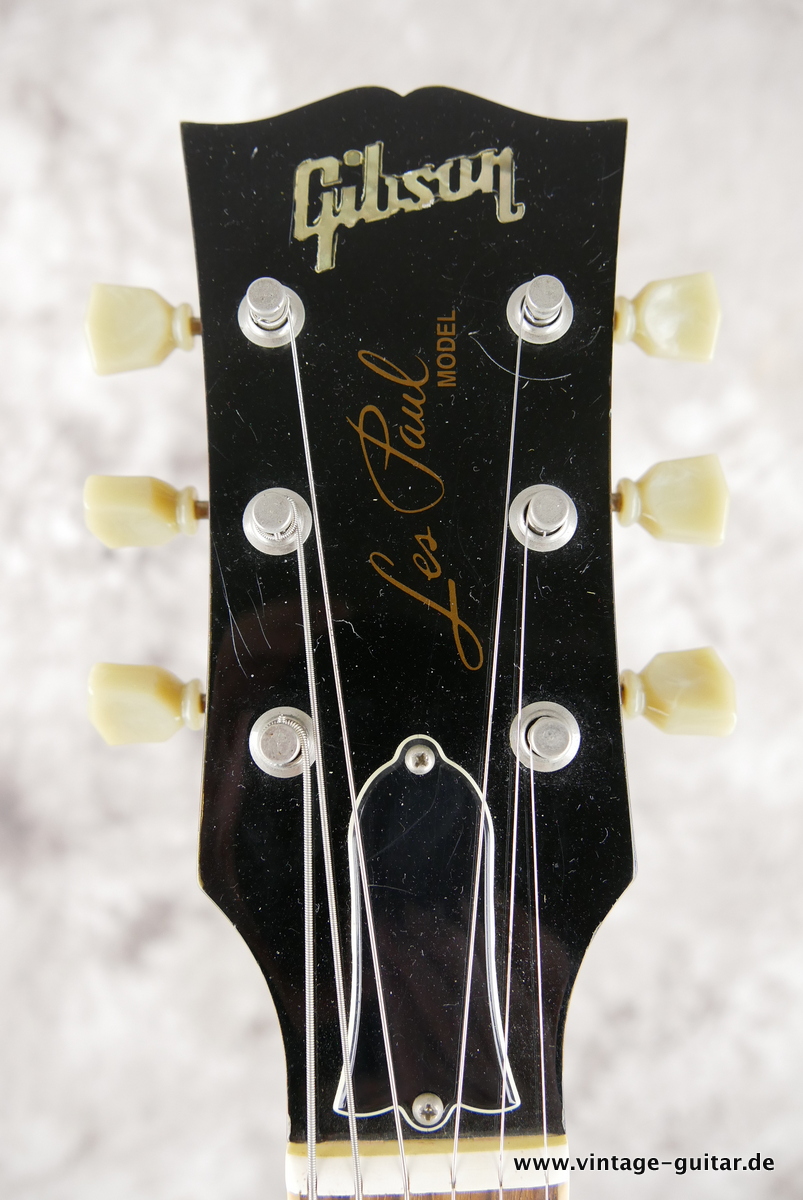 img/vintage/4552/Gibson_Les_Paul_Standard_Plus_flamed_back-amber_2002-009.JPG