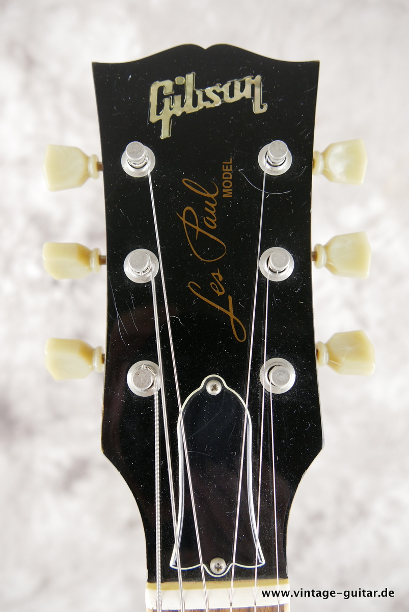 Gibson_Les_Paul_Standard_Plus_flamed_back-amber_2002-009.JPG