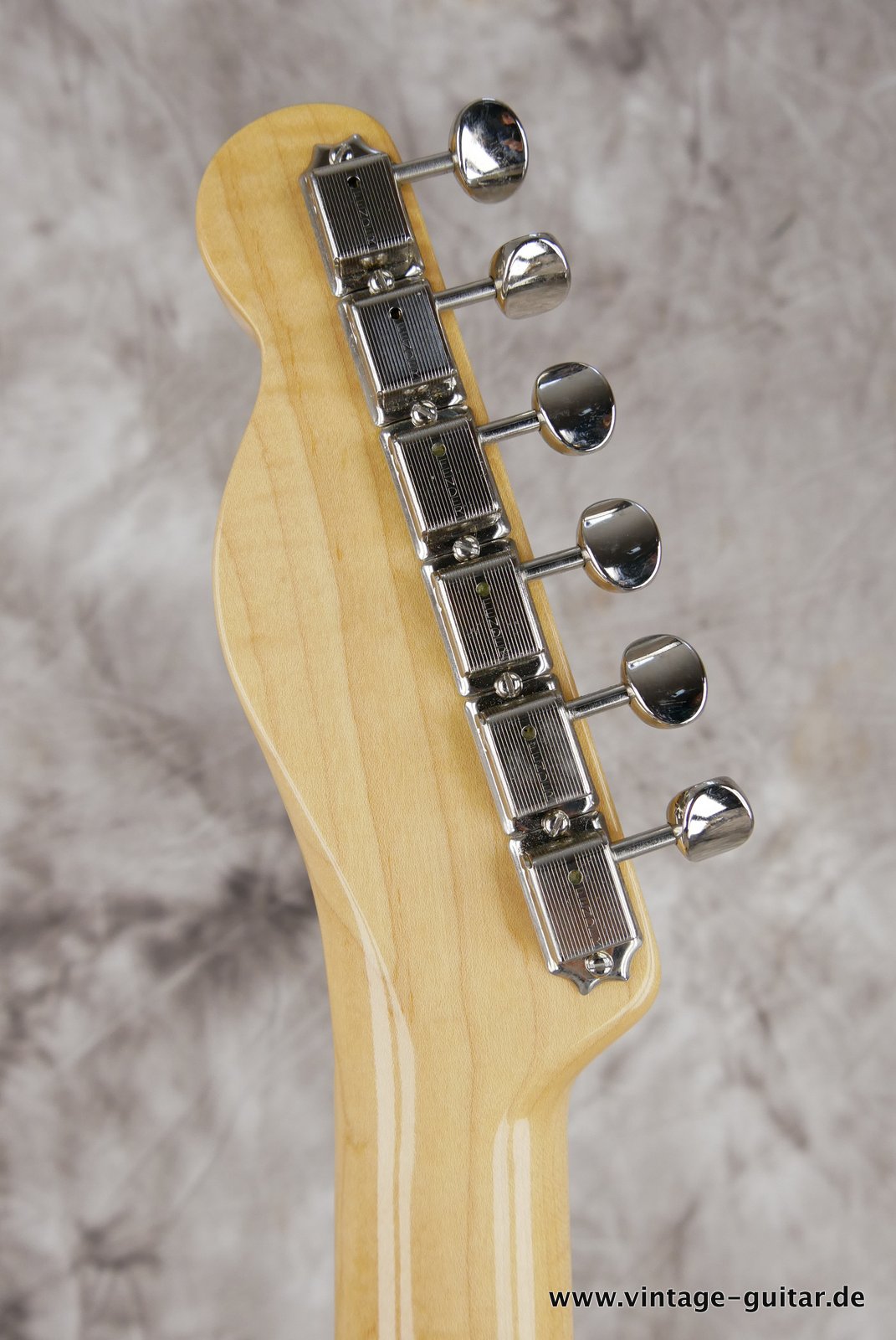 Fender-Telecaster-AVRI-52-2012-010.JPG
