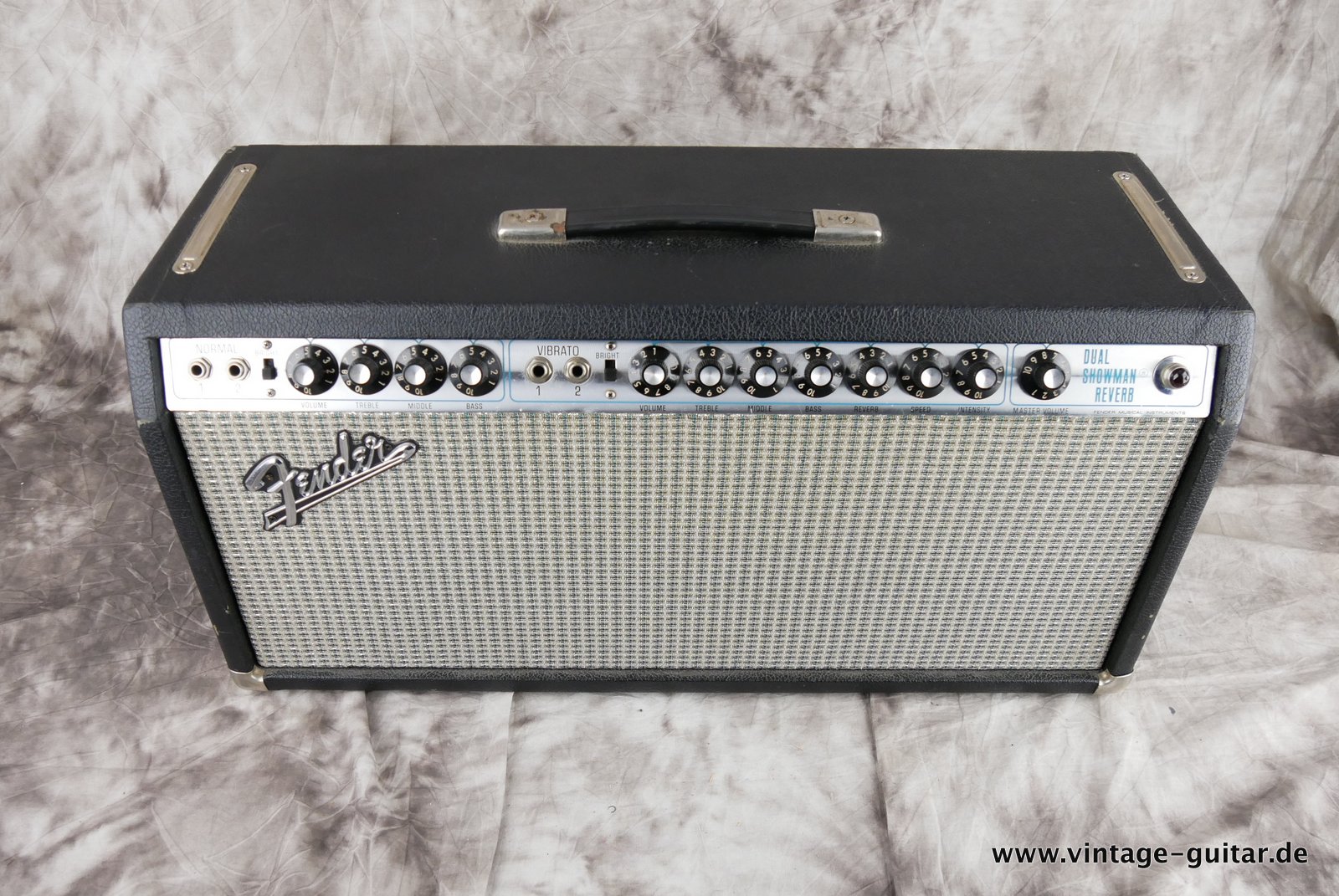 Fender-Showman-top-and-cabinet-1973-004.JPG