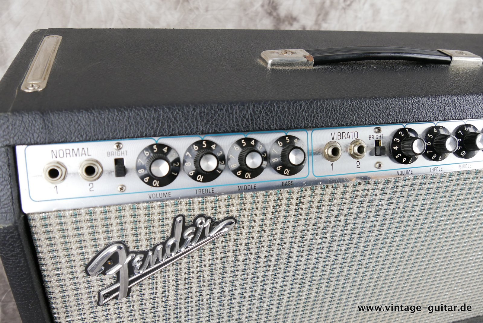 Fender-Showman-top-and-cabinet-1973-007.JPG