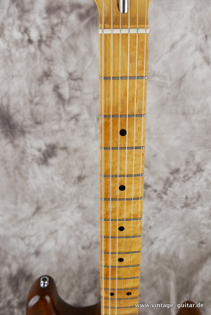 Cimar_Stratocaster_natural_1980-011.JPG