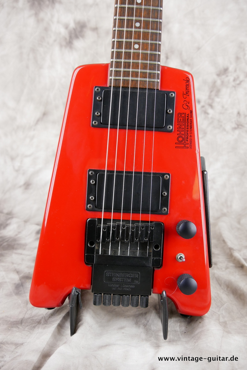 Hohner_Professional_G2_Tremolo_red_1985-003.JPG