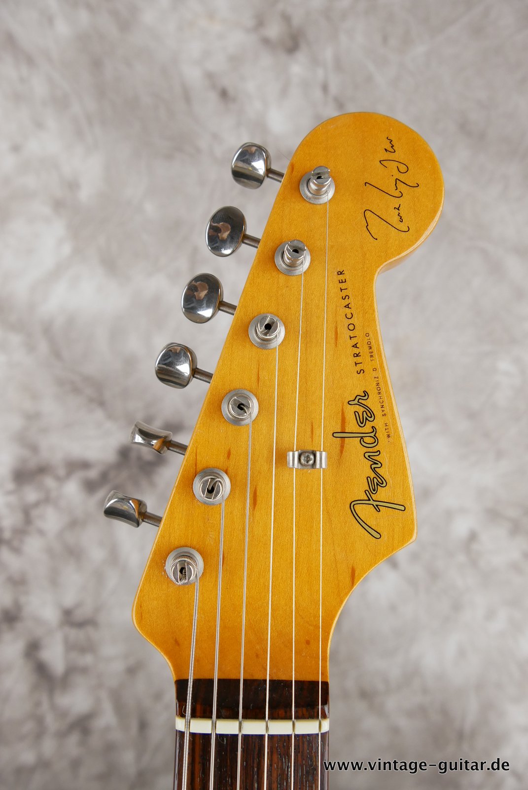 Fender-Stratocaster-Mark-Knopfler-Signature-009.JPG