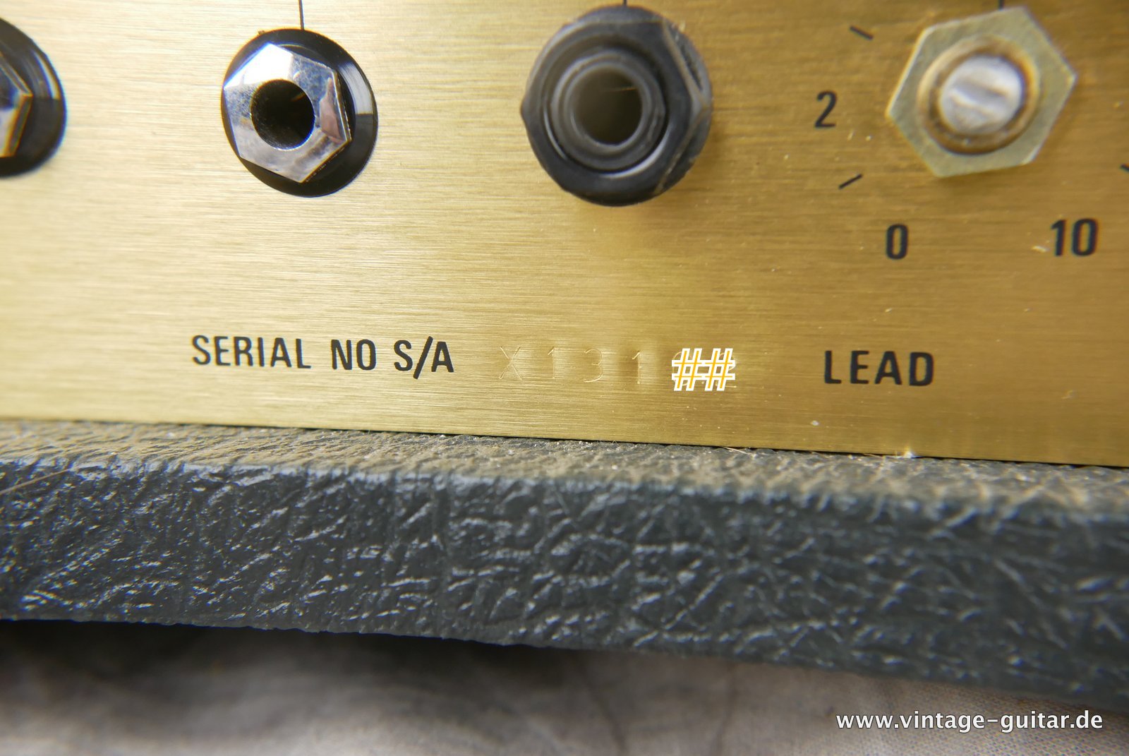 Marshall-JCM-800-2205-top-1989-010.JPG