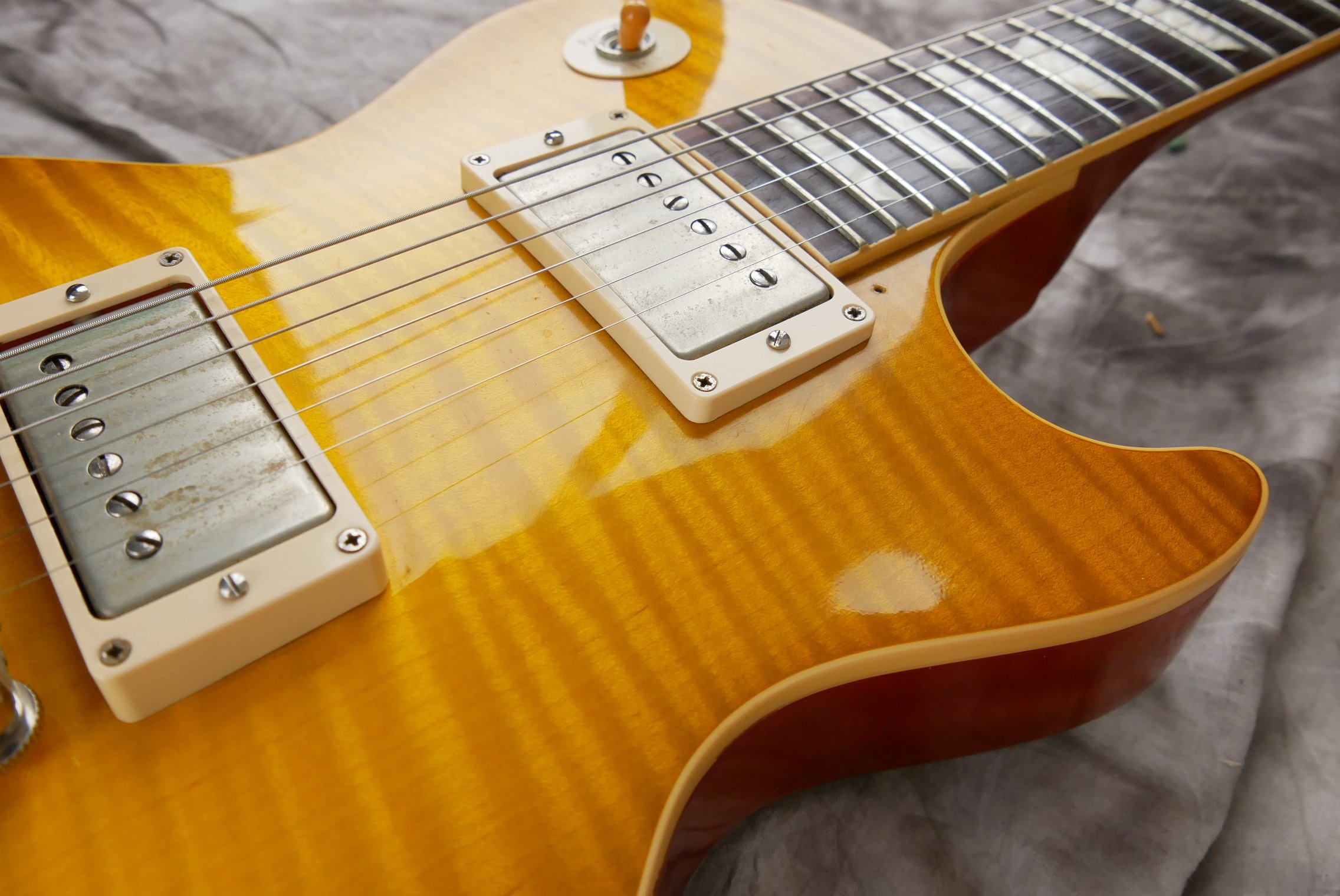 Gibson-Les-Paul-Kossoff-VOS-limited-edition-2012-018.JPG