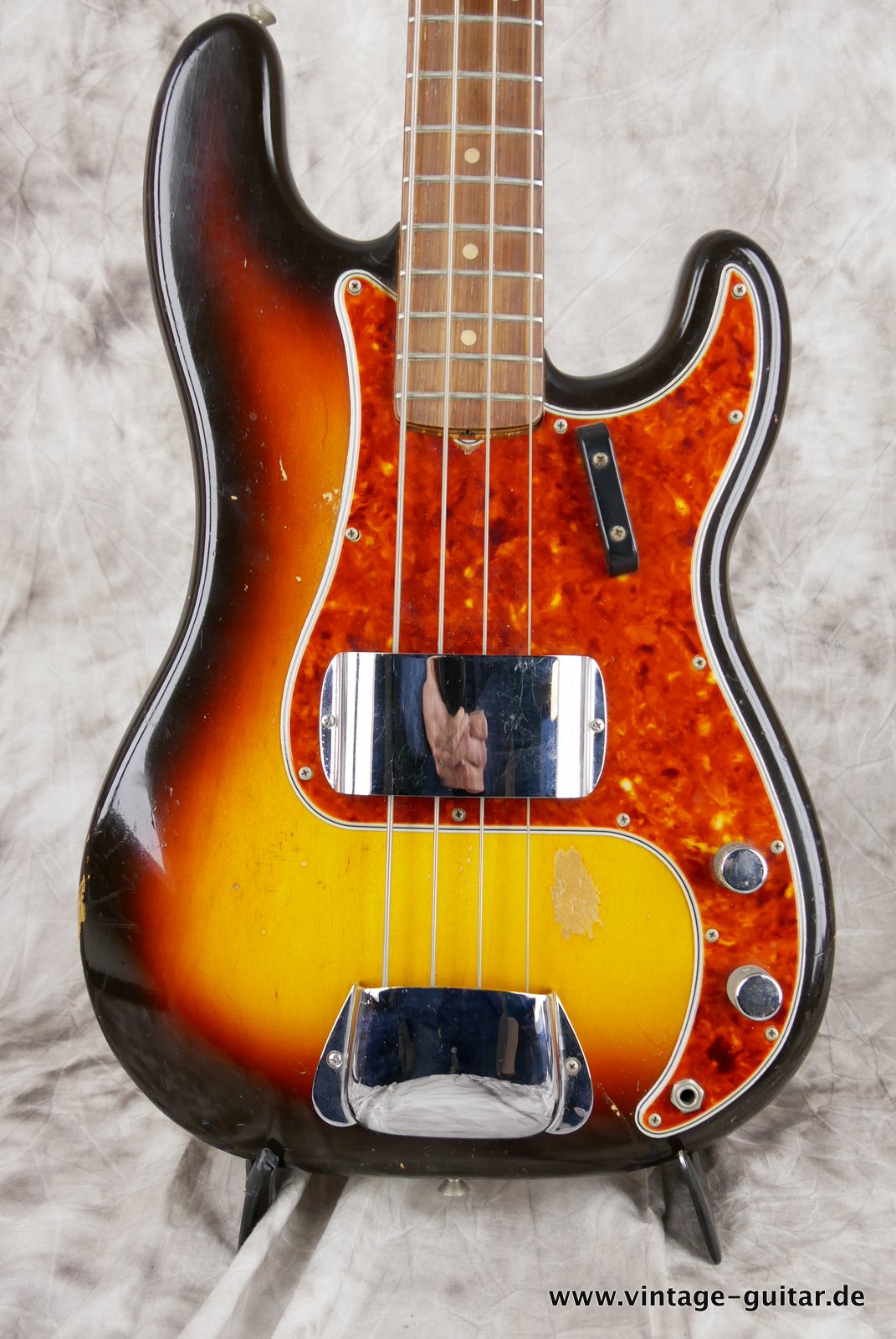 Fender-Precision-Bass-1961-Slapboard-John-Entwistle-002.JPG