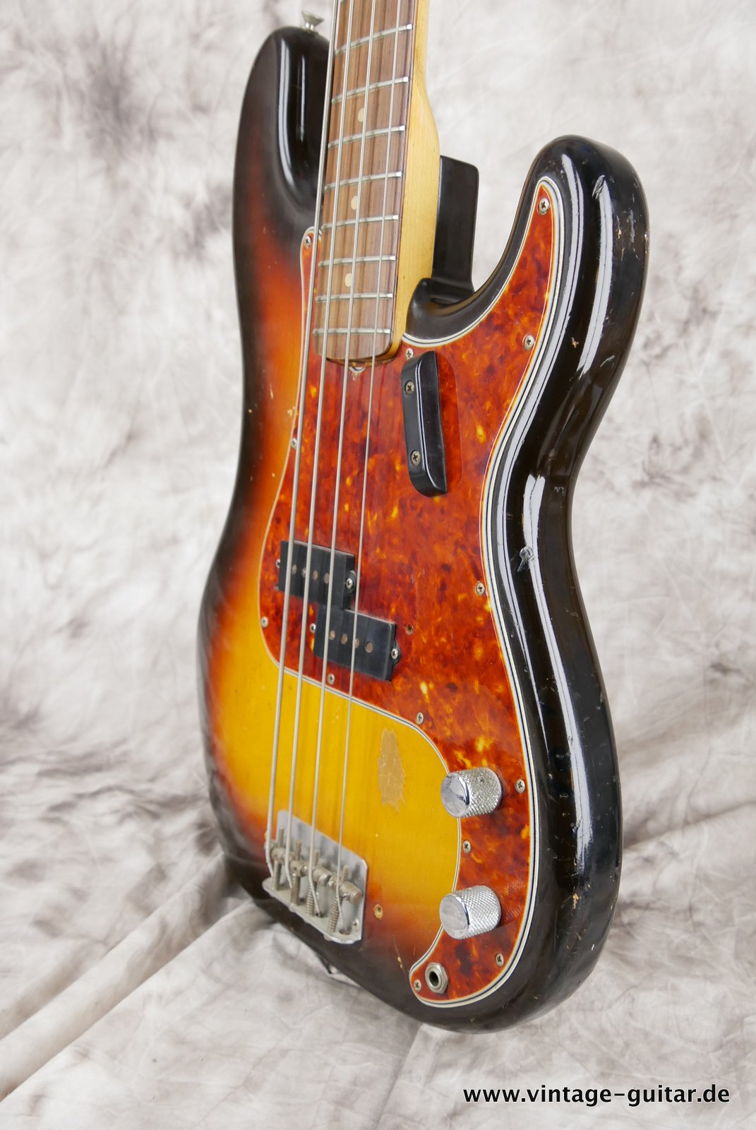 Fender-Precision-Bass-1961-Slapboard-John-Entwistle-007.JPG