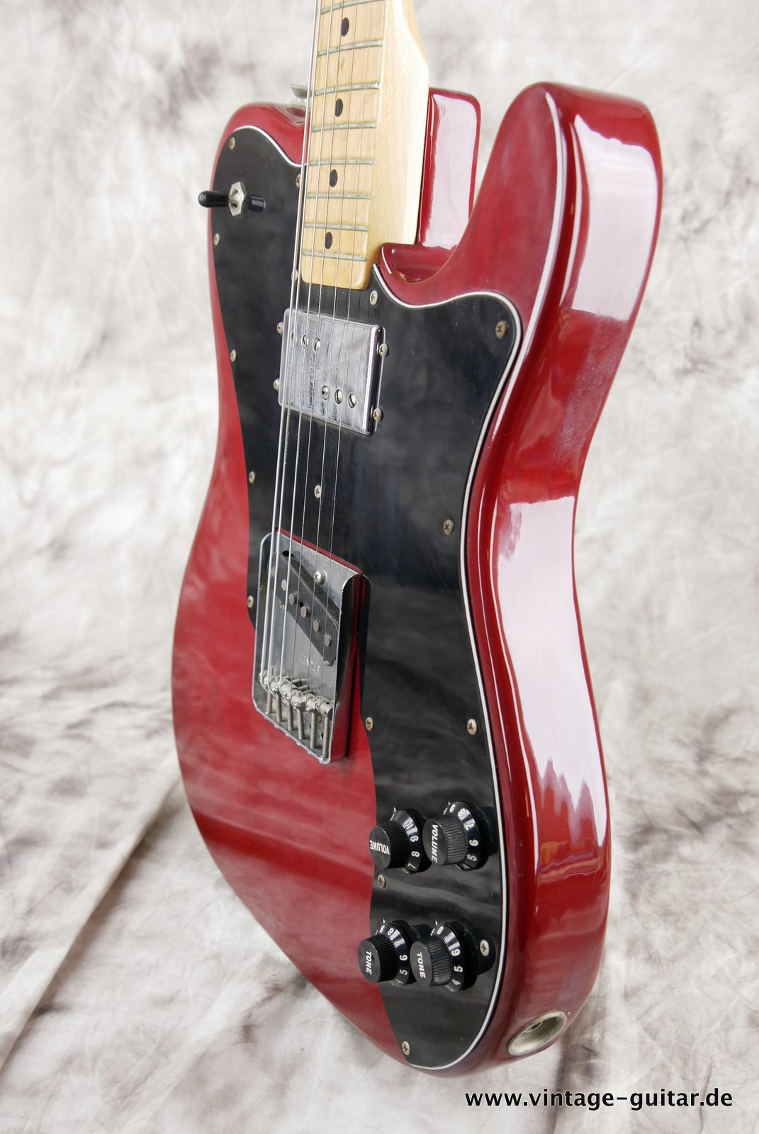 Fender-Telecaster-Custom-1980-Marocco-Red-006.JPG