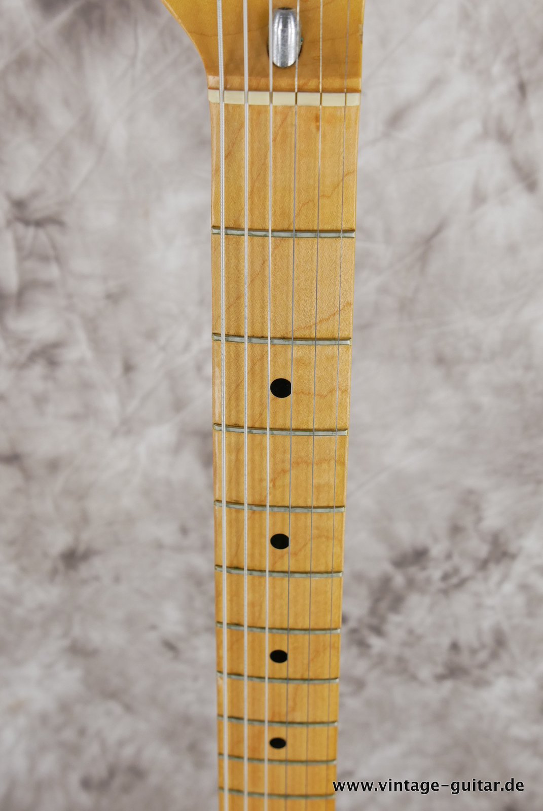 Fender-Telecaster-Custom-1980-Marocco-Red-011.JPG