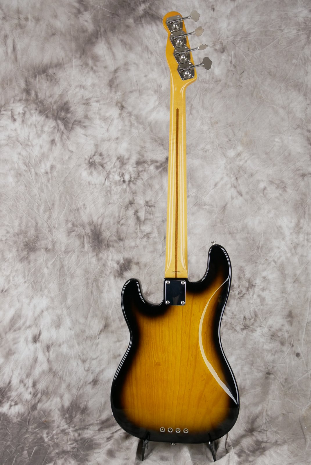 Fender-Precision-Sting-Signature-Bass-53-2000-011.jpg
