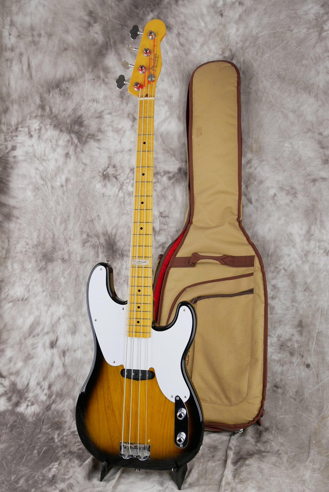 Fender-Precision-Sting-Signature-Bass-53-2000-025.jpg