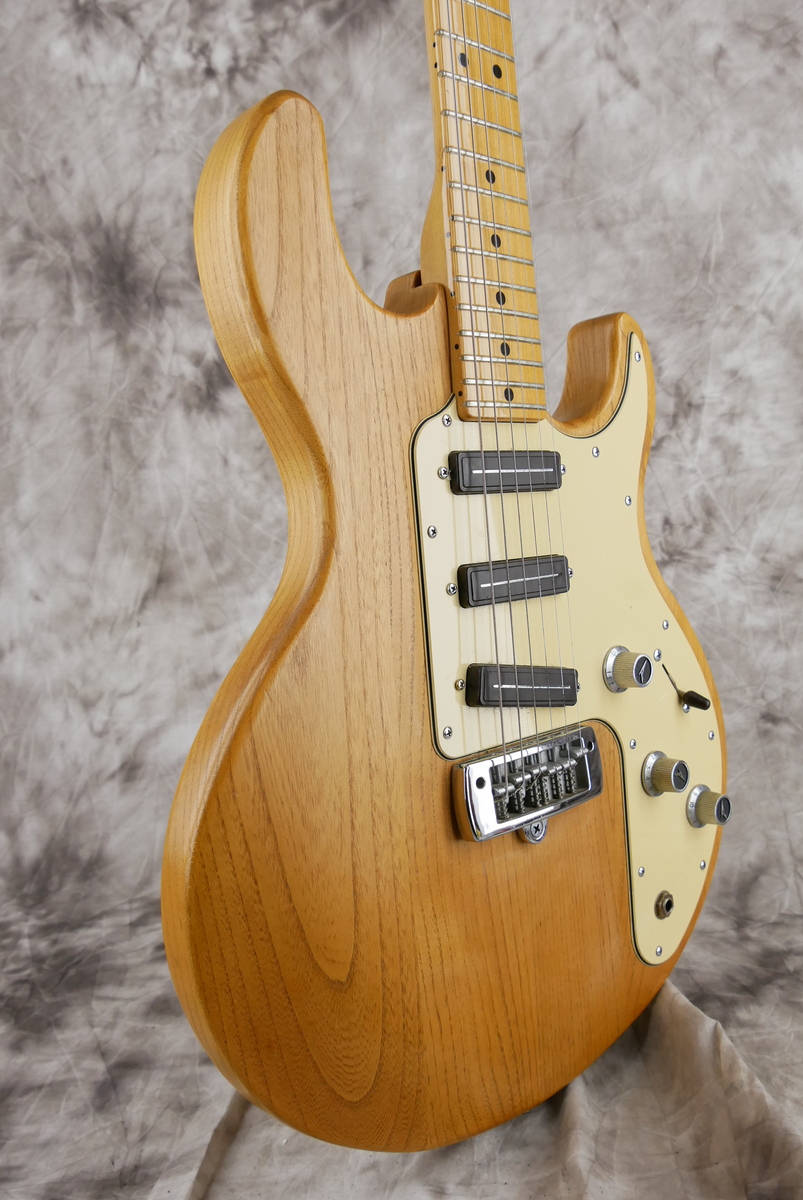 Peavey_T_26_natural_1985-005.JPG