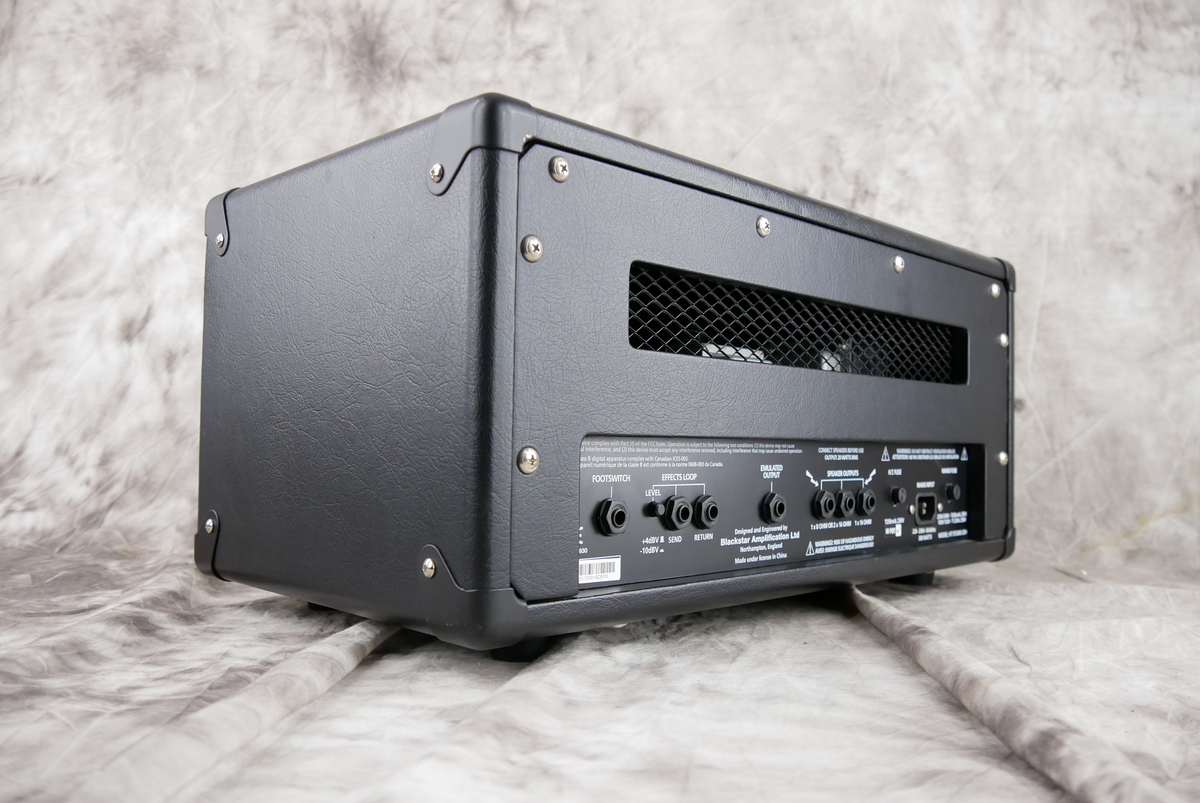 img/vintage/4645/Blackstar_HT_Studio_20_head_cab_2012-006.JPG