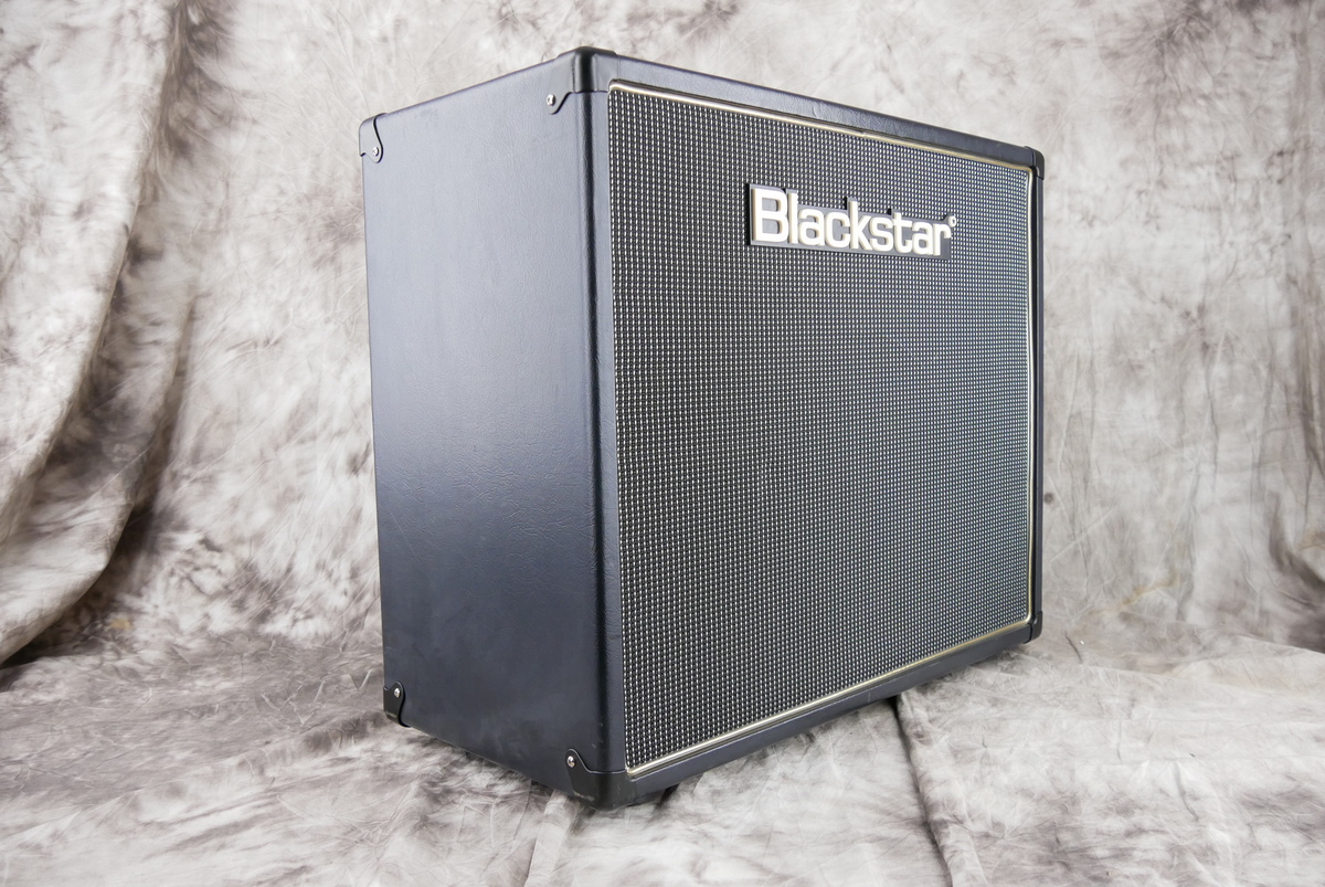 Blackstar_HT_Studio_20_head_cab_2012-011.JPG