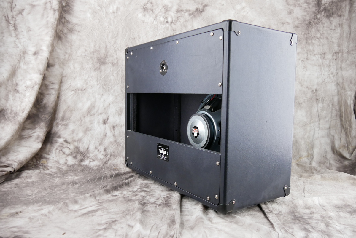img/vintage/4645/Blackstar_HT_Studio_20_head_cab_2012-014.JPG