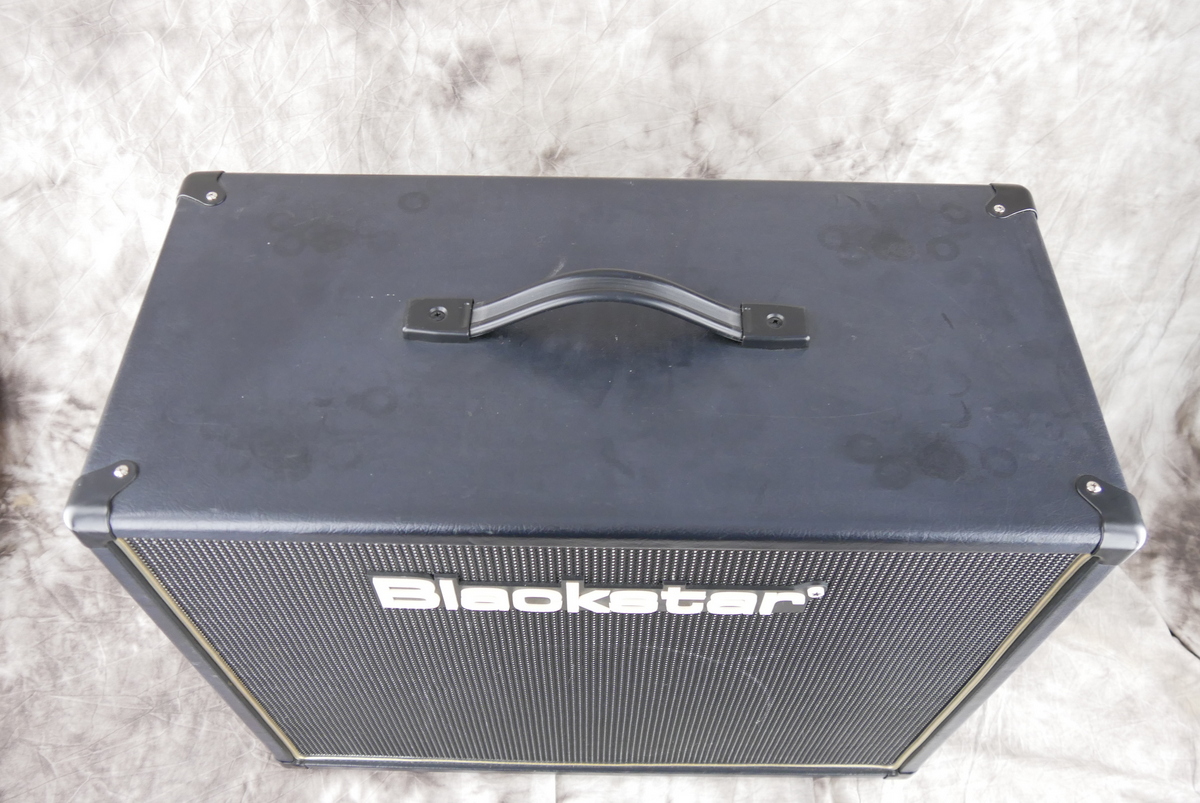 Blackstar_HT_Studio_20_head_cab_2012-015.JPG