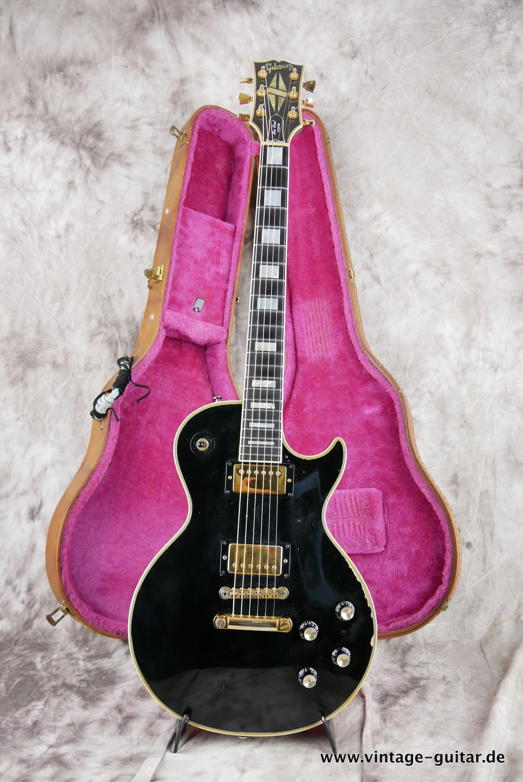 Gibson-Les-Paul-Custom-1974-black-021.JPG