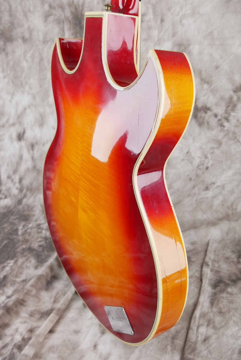 img/vintage/4656/Hoefner_4578_custom_build_Fuzz_cherry_burst_1967-008.JPG