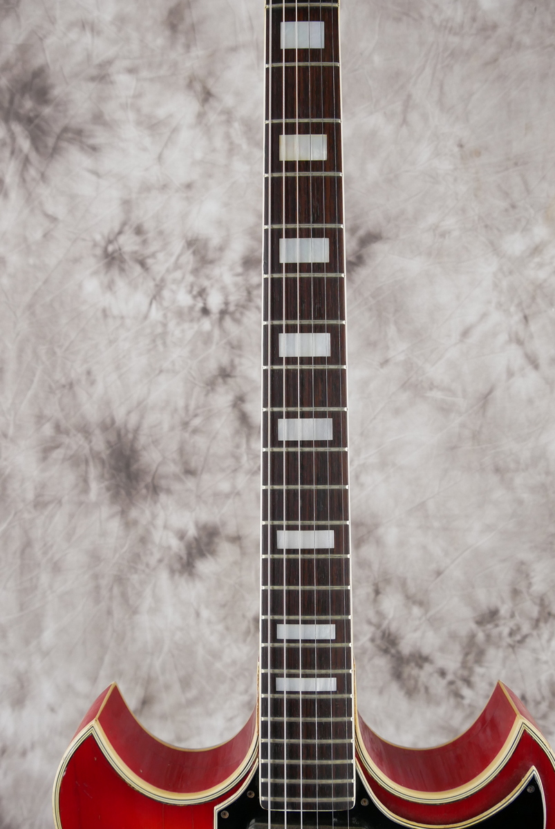 img/vintage/4656/Hoefner_4578_custom_build_Fuzz_cherry_burst_1967-011.JPG