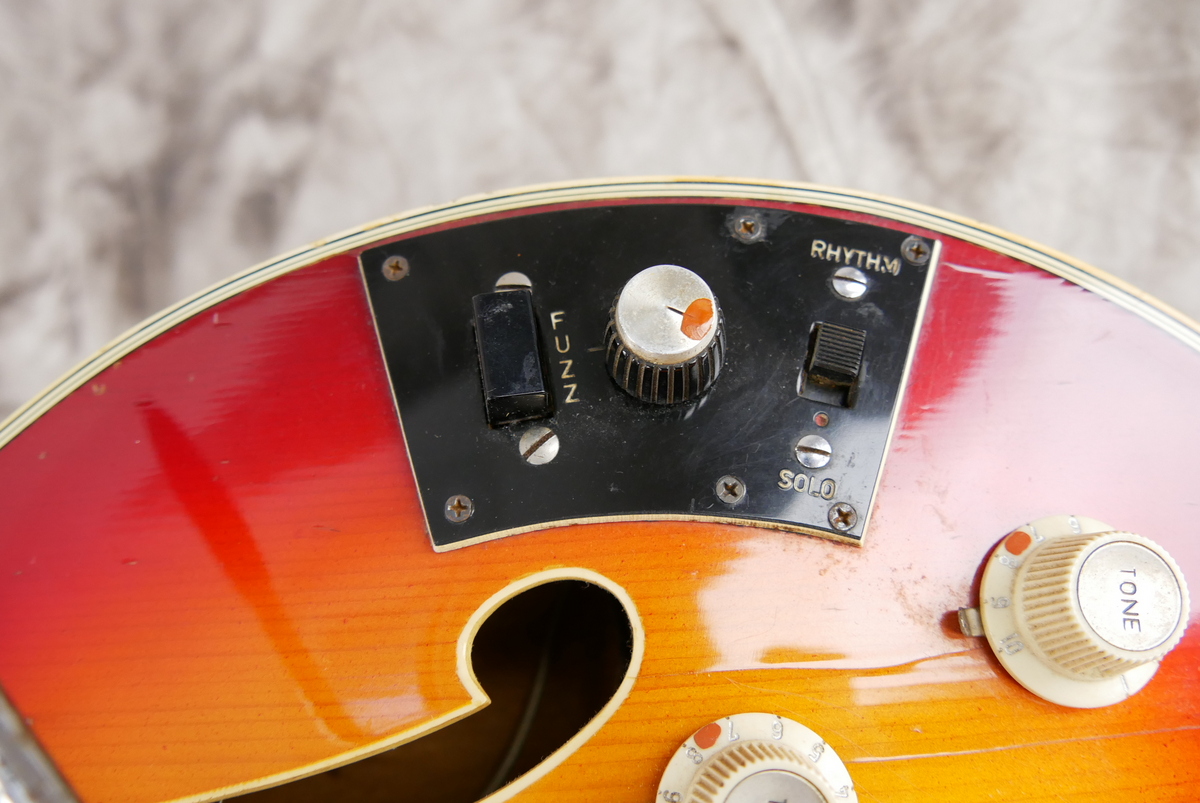 Hoefner_4578_custom_build_Fuzz_cherry_burst_1967-014.JPG