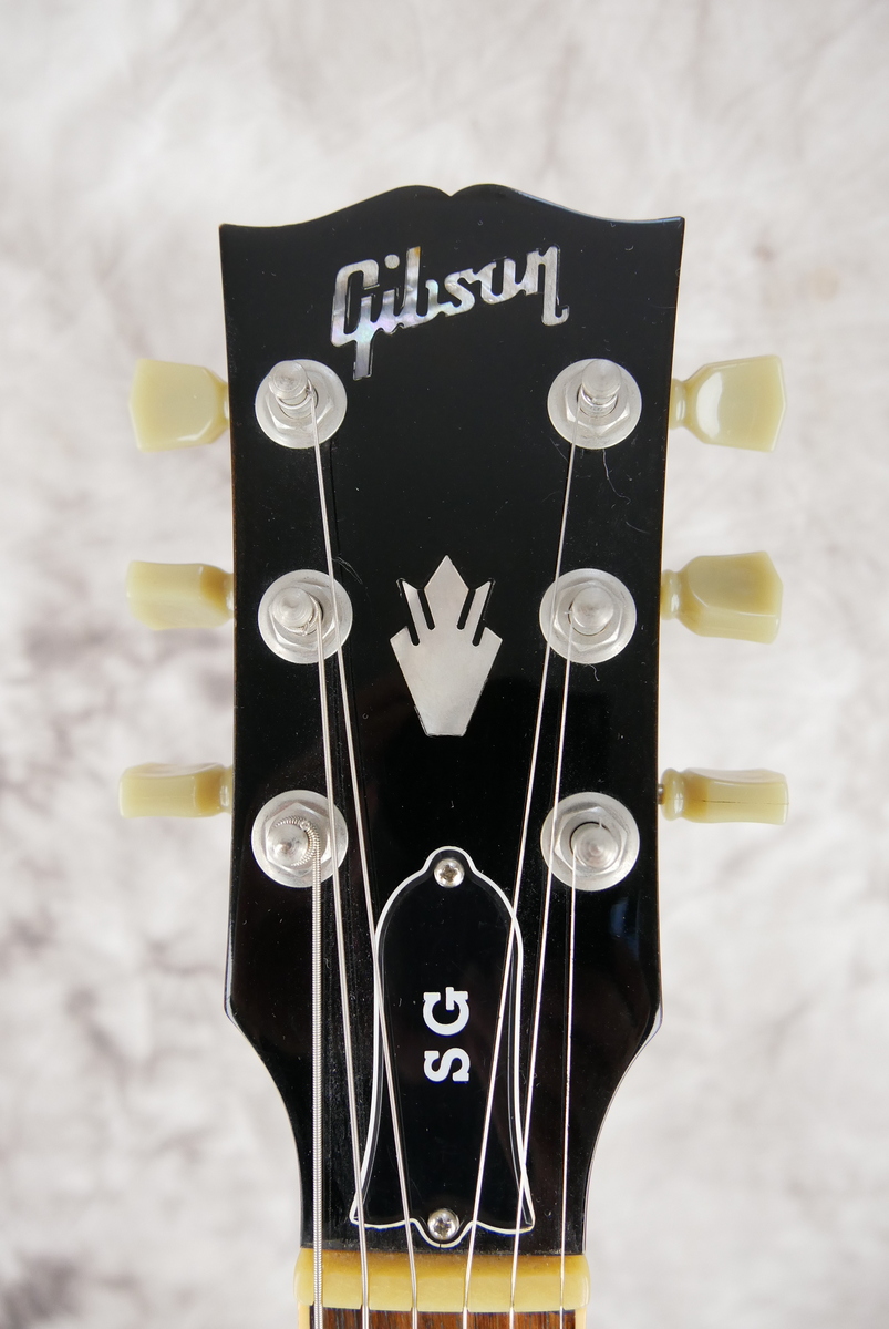 Gibson_SG_standard_cherry_USA_2007-009.JPG