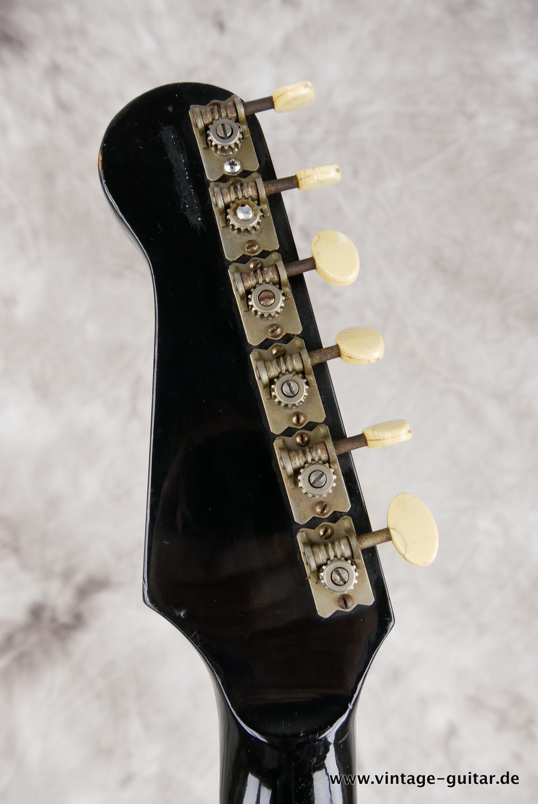 Eko-4V-Tremolo-1963-013.JPG