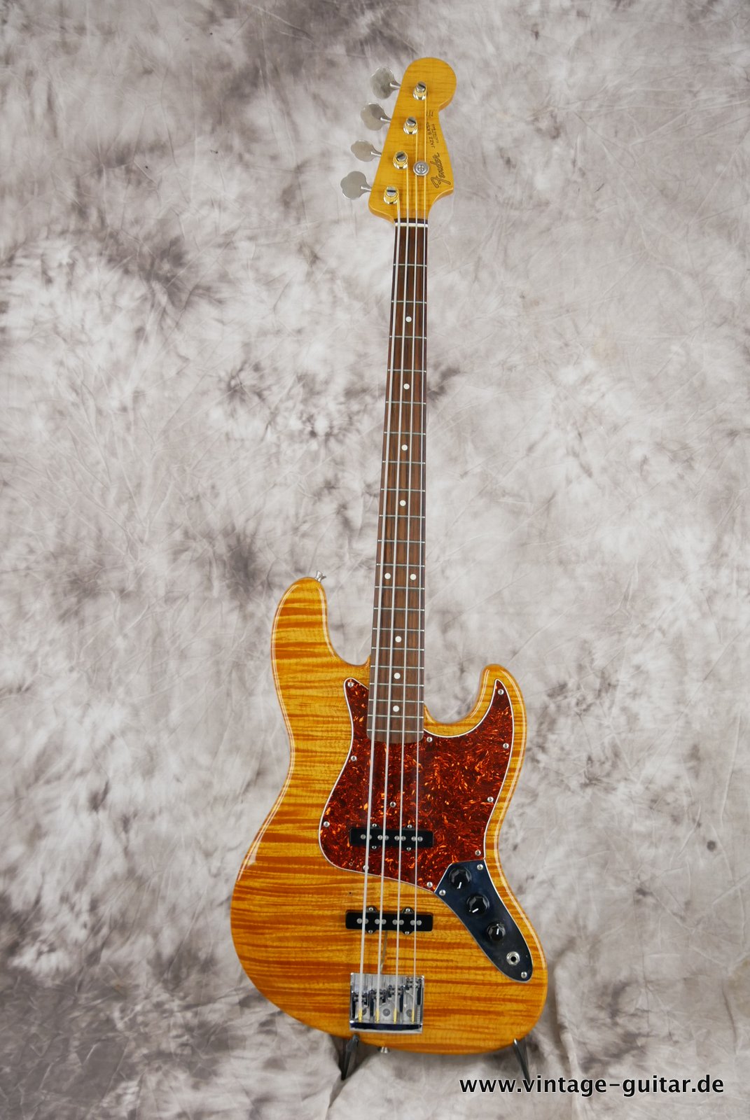 Fender-Jazz-Bass-MIJ-Photo-Flame-1994-002.JPG