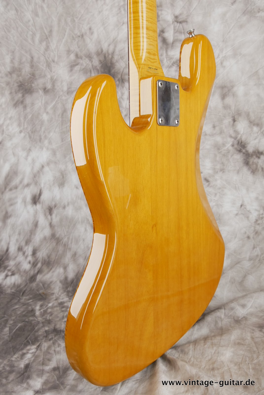 Fender-Jazz-Bass-MIJ-Photo-Flame-1994-008.JPG