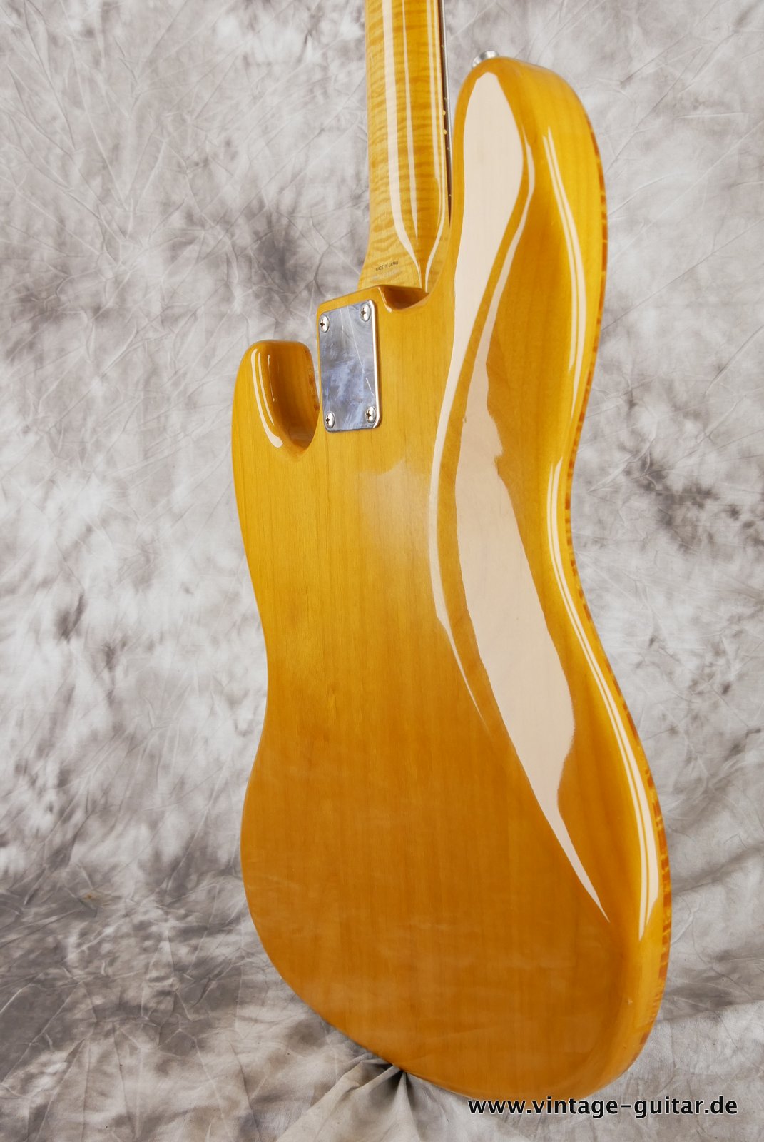 Fender-Jazz-Bass-MIJ-Photo-Flame-1994-009.JPG