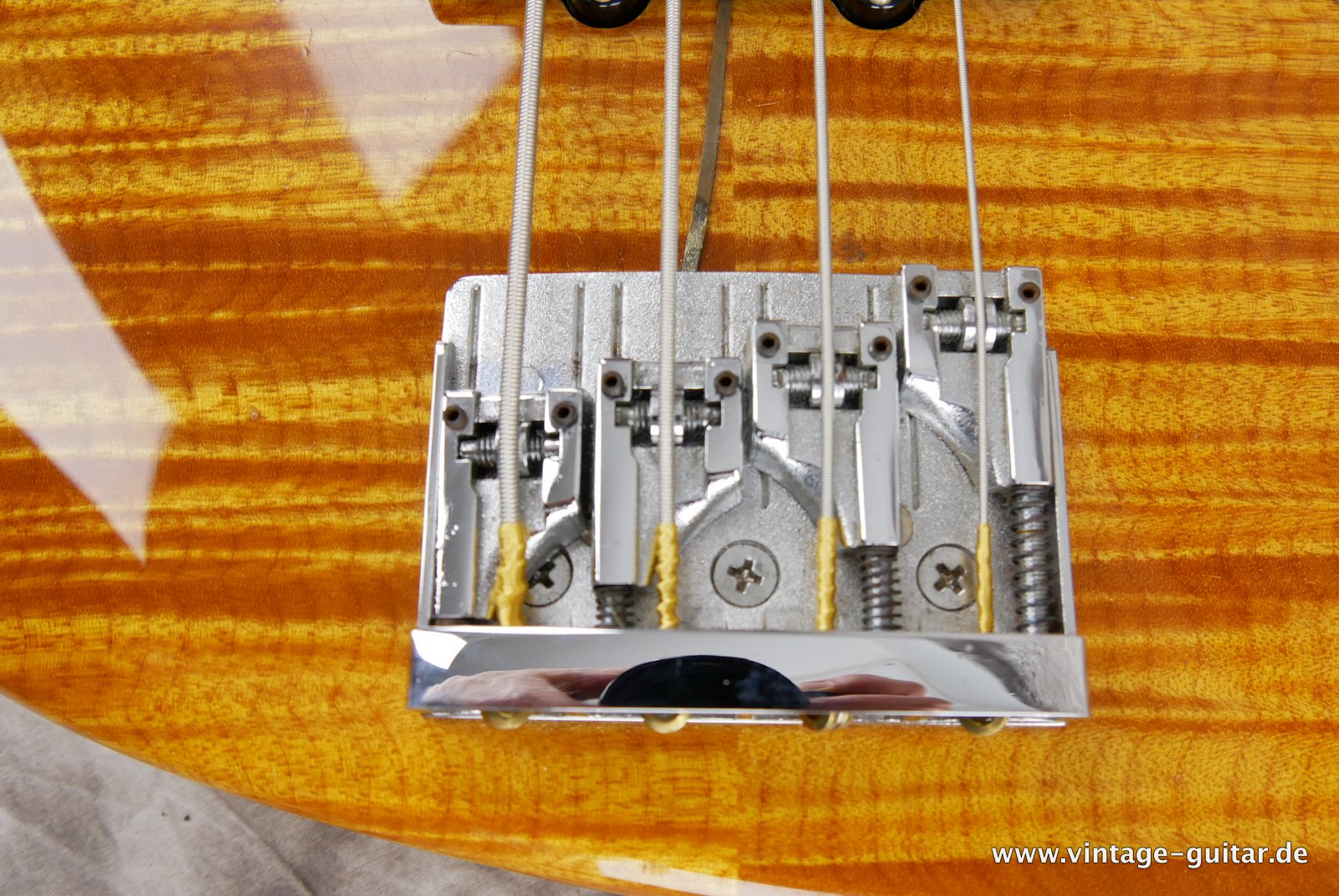 Fender-Jazz-Bass-MIJ-Photo-Flame-1994-018.JPG