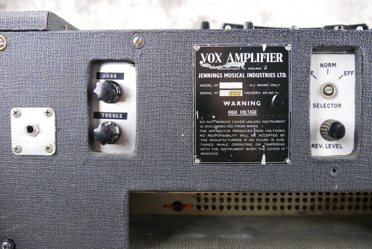 Vox_AC_30_Head_copper_panel_top_boost_black_1963-009.JPG