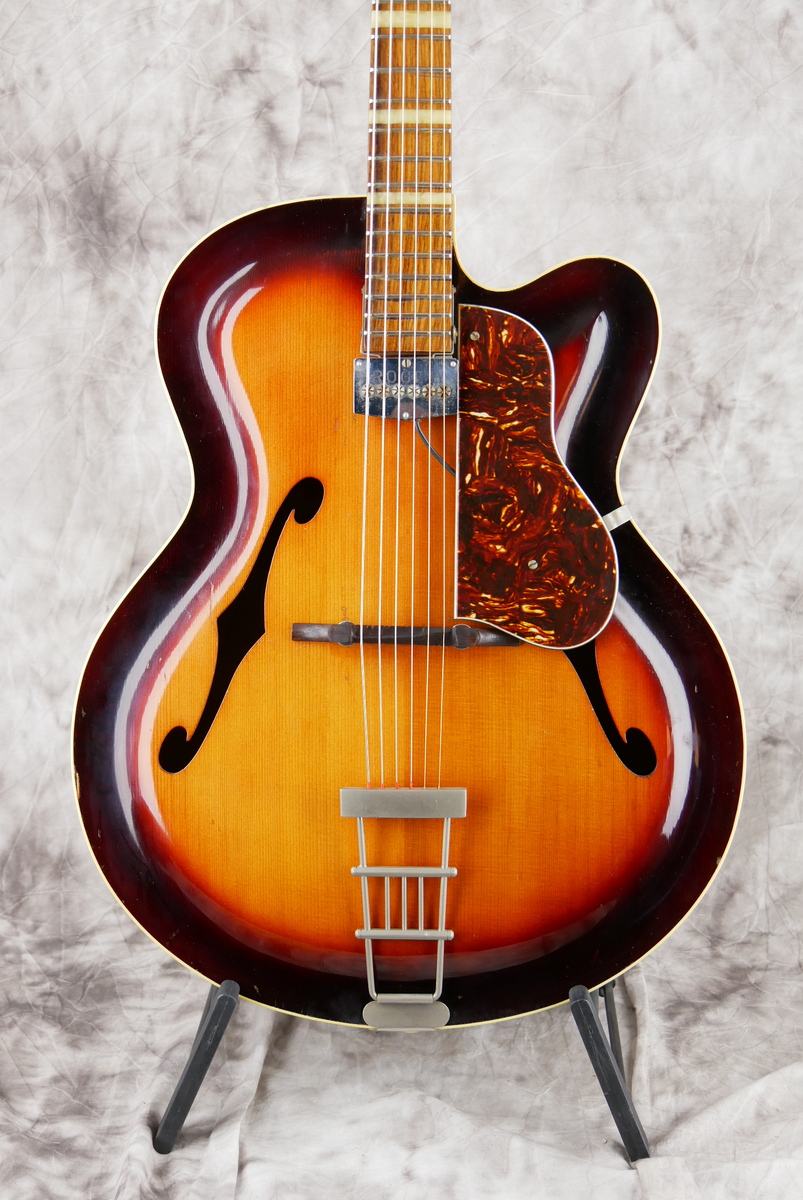 Roger_Rossmeisl_junior_cutaway_sunburst_1960-003.JPG