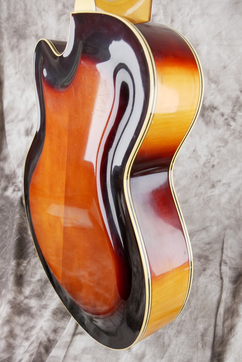img/vintage/4676/Roger_Rossmeisl_junior_cutaway_sunburst_1960-008.JPG