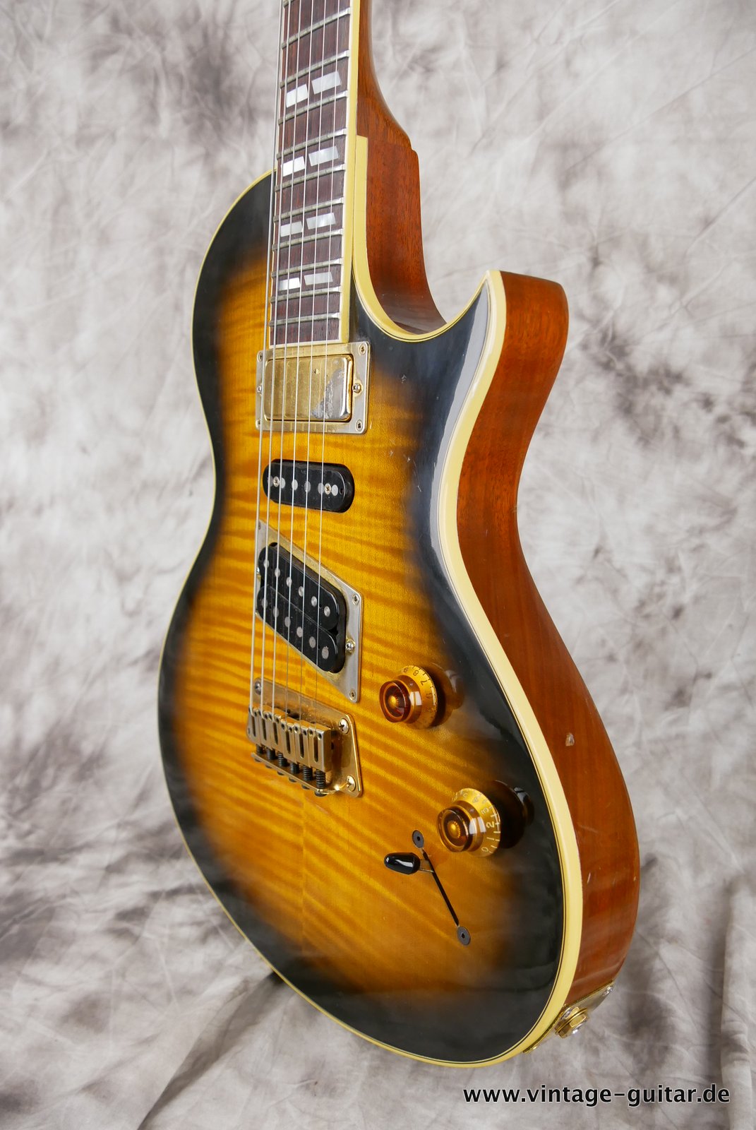 Gibson-Nighthawk-Standard-ST3-1994-006.JPG