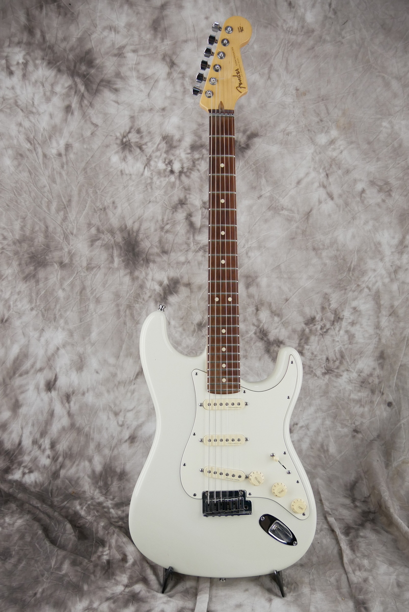 Fender_Stratocaster_Custom_Shop_Jeff_Beck_white_2014-001.JPG