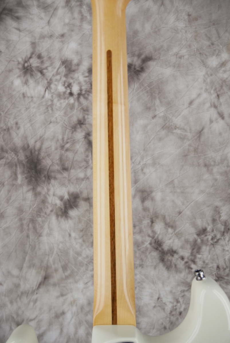 img/vintage/4681/Fender_Stratocaster_Custom_Shop_Jeff_Beck_white_2014-012.JPG