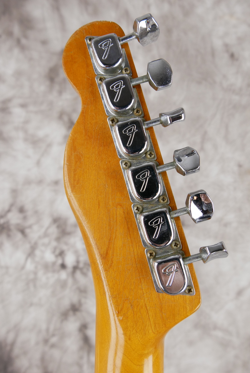 img/vintage/4685/Fender_Telecaster_maple_cap_olympic_white_1967-010.JPG