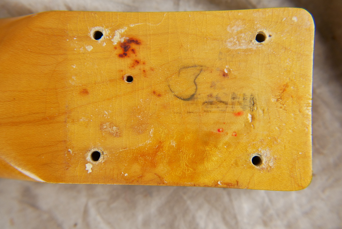 img/vintage/4685/Fender_Telecaster_maple_cap_olympic_white_1967-020.JPG
