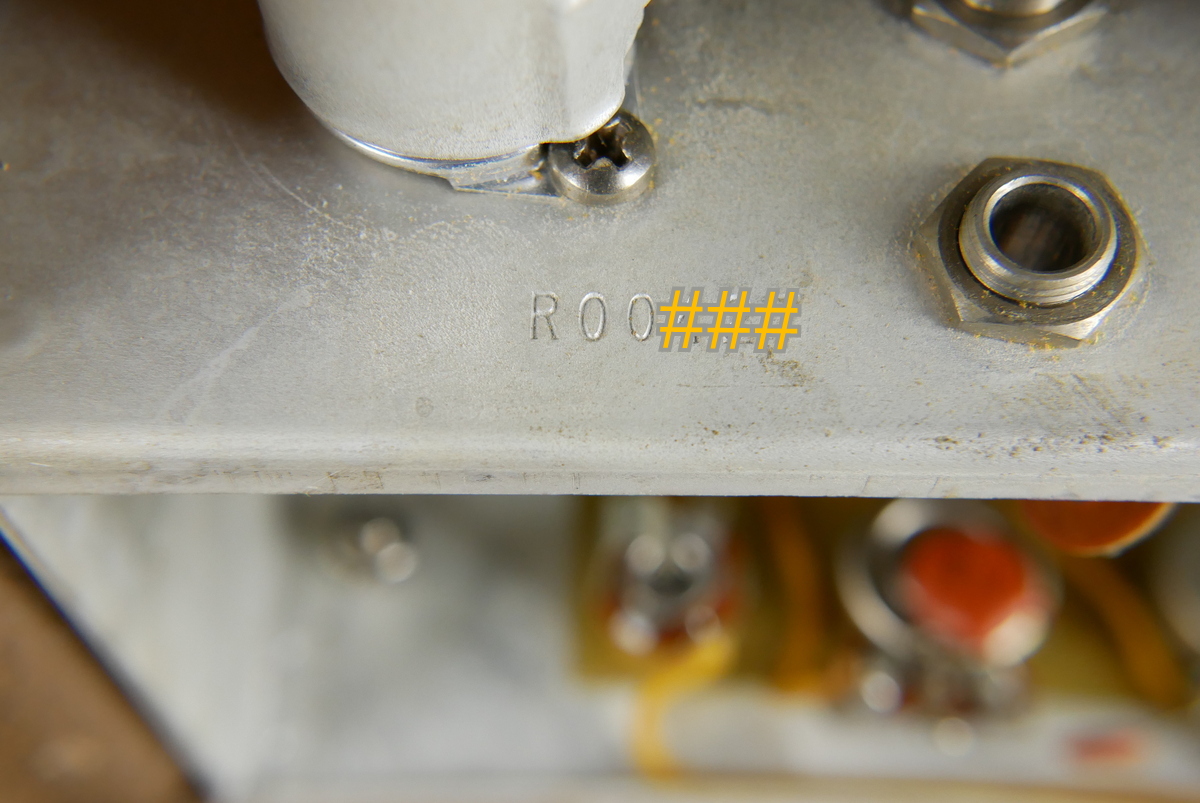 img/vintage/4687/Fender_Reverb_tank_unit_brown_1961-021.JPG