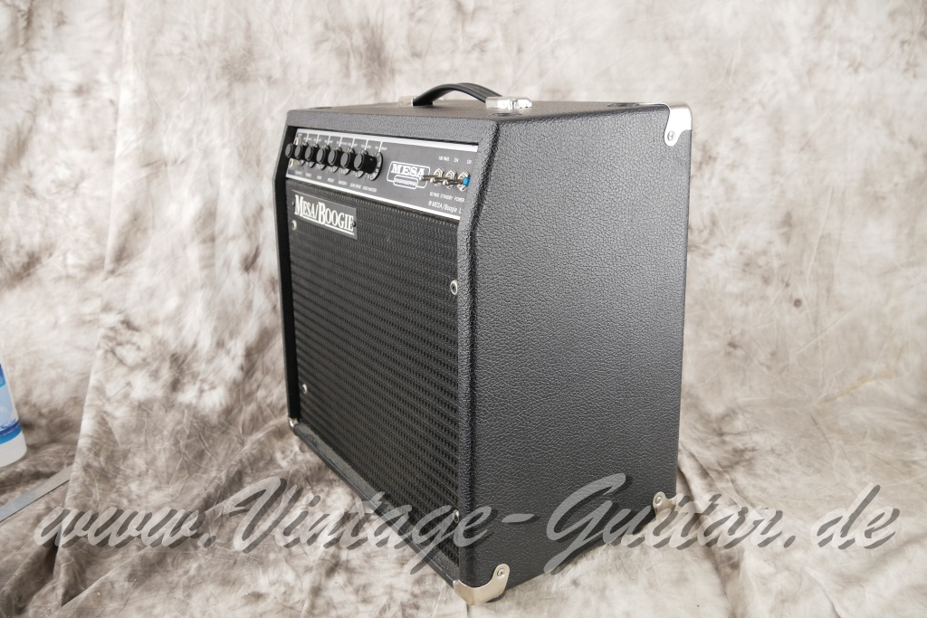 img/vintage/4691/Mesa_Boogie_Mk_III_blue_stripe_black_1988-003.JPG